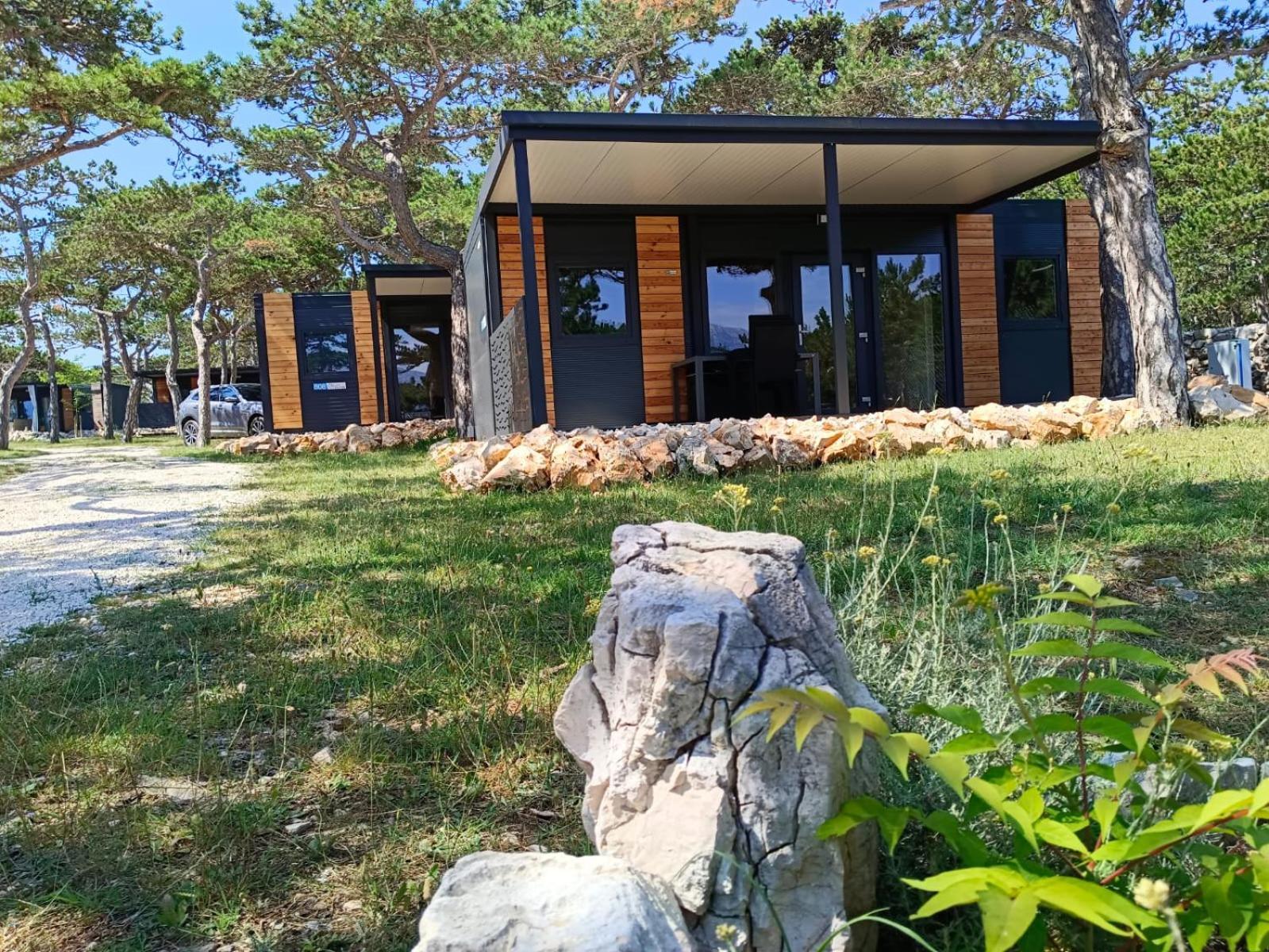 Camping Planik Hotel Ražanac Buitenkant foto