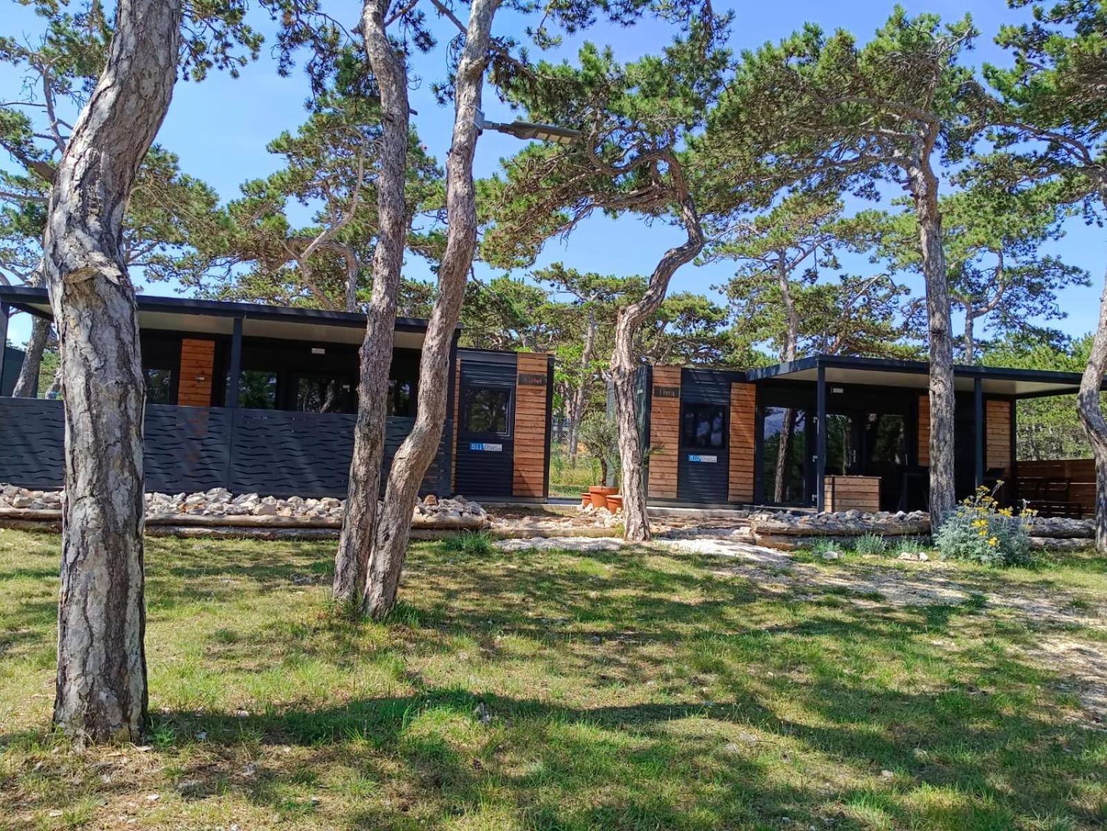 Camping Planik Hotel Ražanac Buitenkant foto
